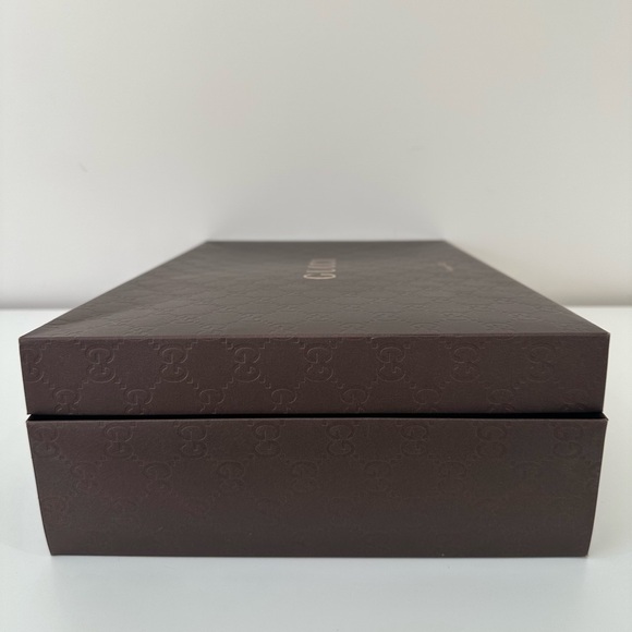 Gucci Brown Gift Box (with minor flows) & Ribbon| 15x9.75x2.75 inches - Picture 9 of 12